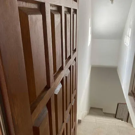 Fig City Guest house *